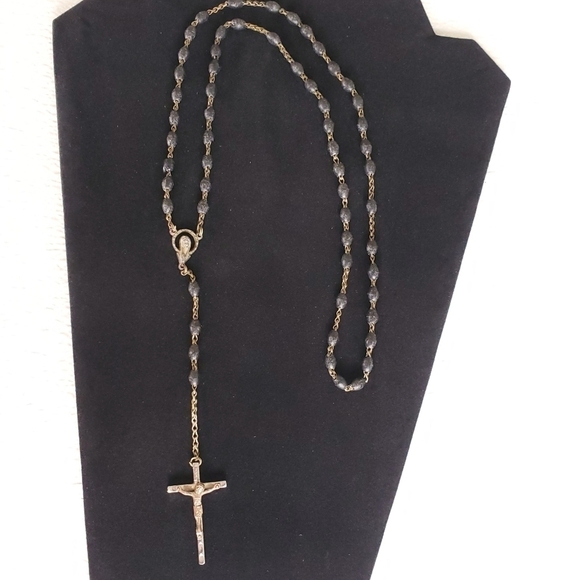 Vintage Religious Rosary Black Wooden Beads Silvertone Chain Italy - Picture 2 of 7